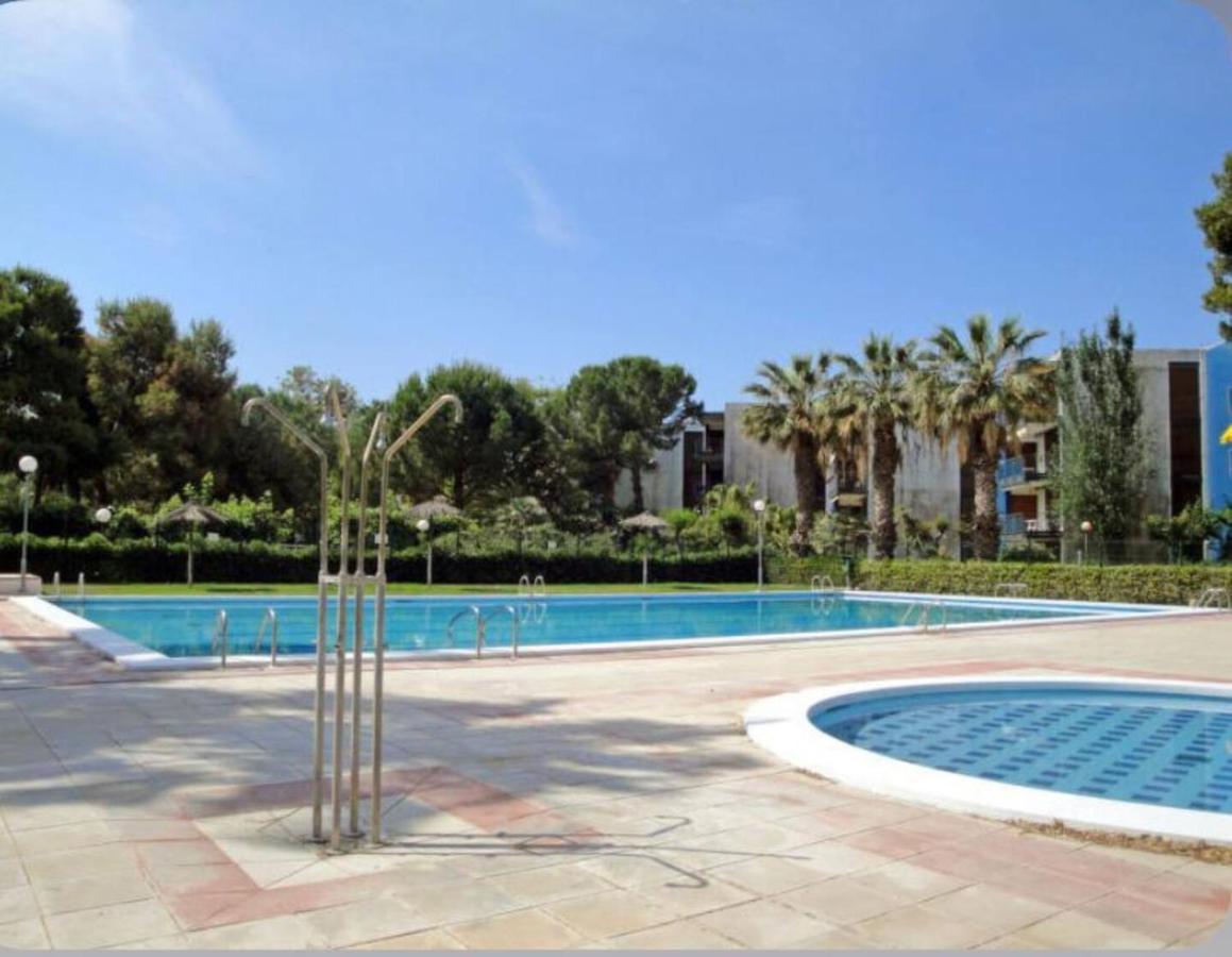 Apart. Familiar En Urbanizacion Reus Mediterrani كامبريلس المظهر الخارجي الصورة