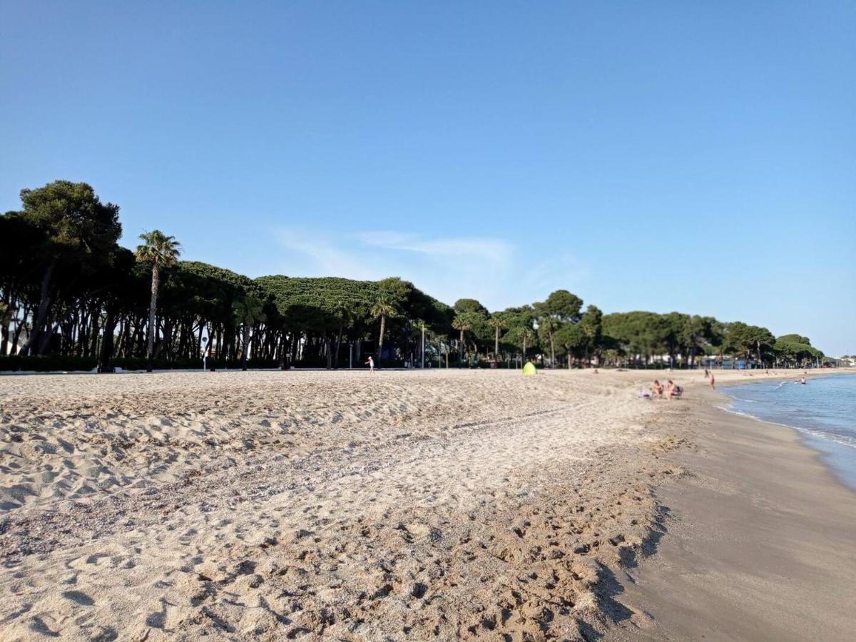 Apart. Familiar En Urbanizacion Reus Mediterrani كامبريلس المظهر الخارجي الصورة